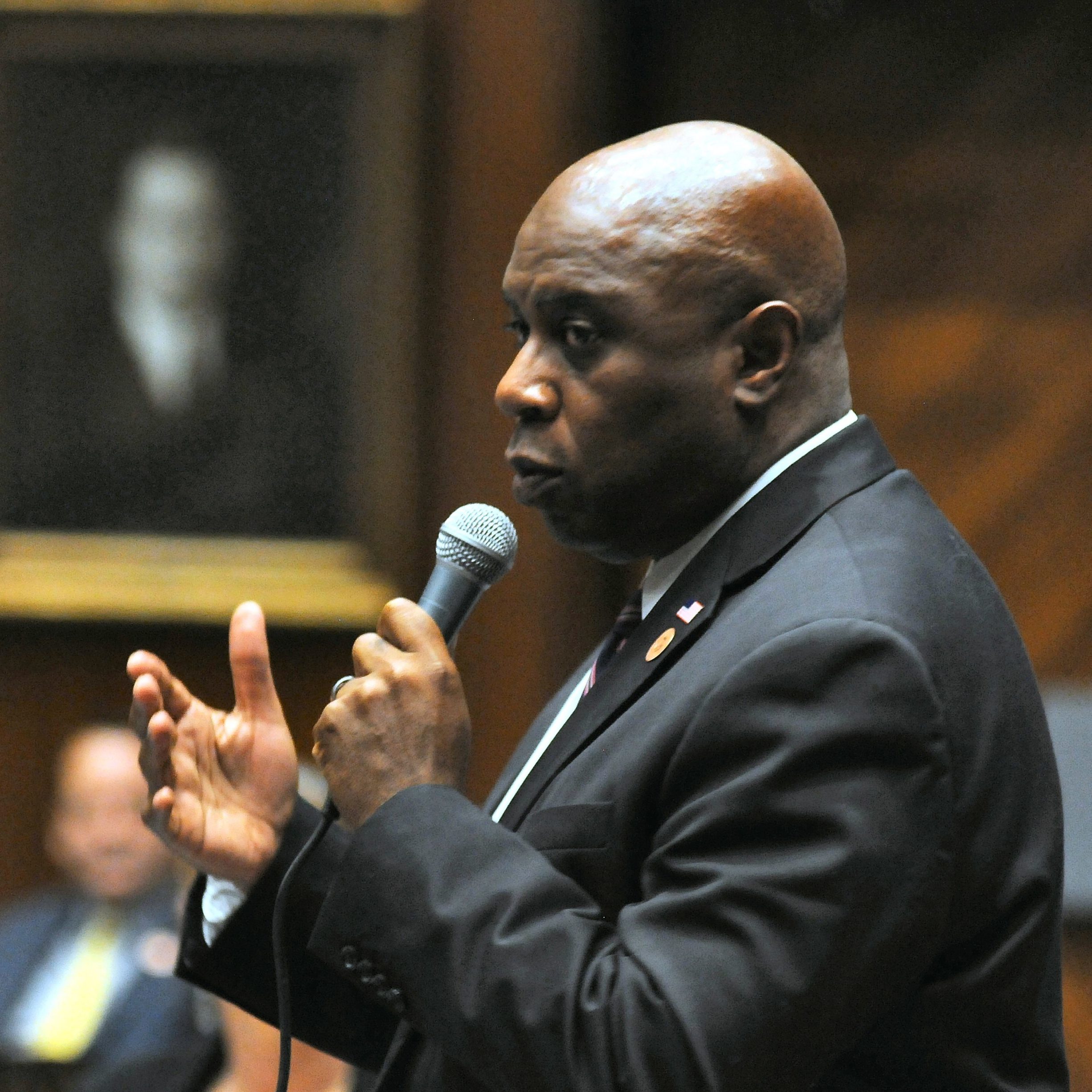 Portrait of former Arizona Representative Walt Blackman endorsing Ari Daniel Bradshaw for LD2 State House.